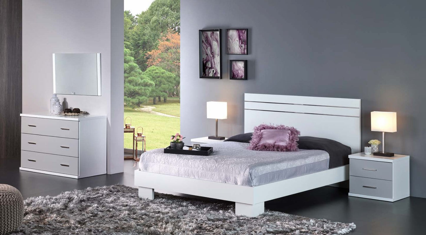 Cama Casal EXCLUSIVE (com frisos e peseira com pés)