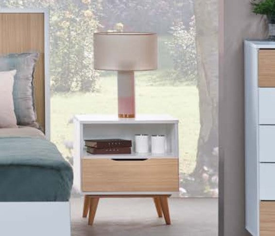 Mesa de Cabeceira EXCLUSIVE com 1 vão e 1 gaveta